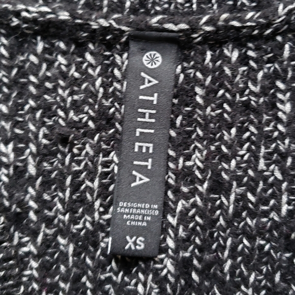 Athleta Shasta V-Neck Wool Knit Oversized Sweater - Picture 13 of 13